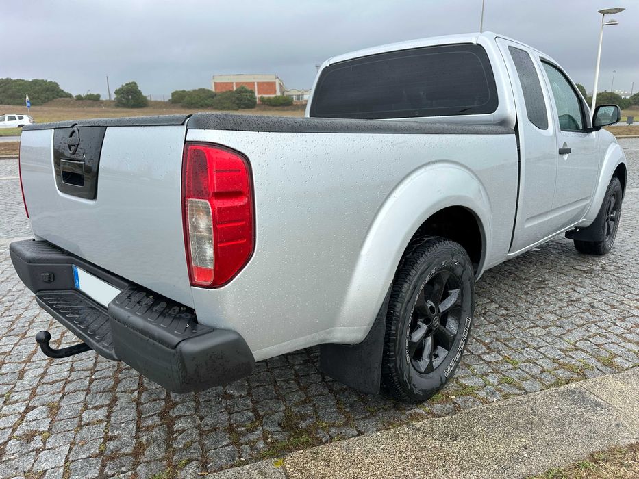 Nissan Navara D40 2.5 dCi King Cab 174 cv