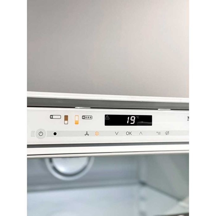 Miele / Міле Холодильник KFNS 37432 iD, вбуд. 2-кам. 177см