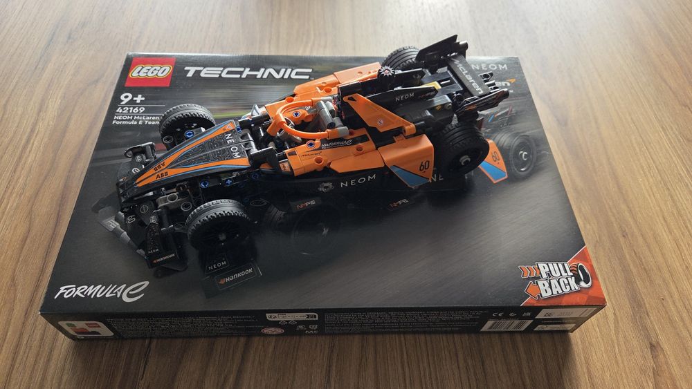 Lego Technic F1 Formula McLaren Neom