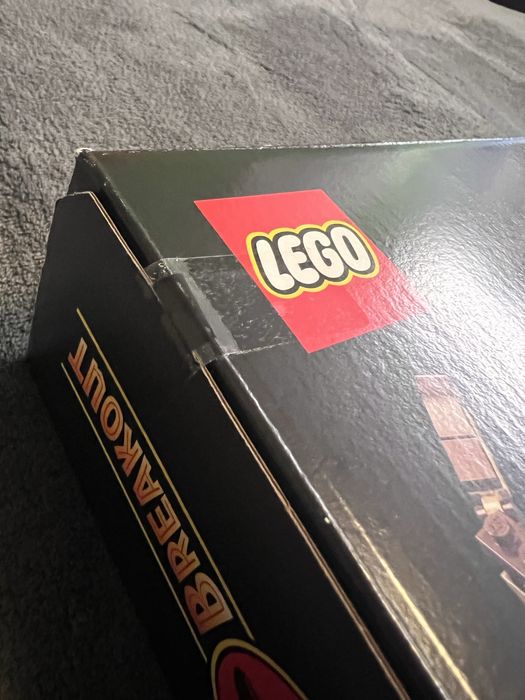 Конструктор LEGO Jurassic World Втеча тиранозавра(76956)