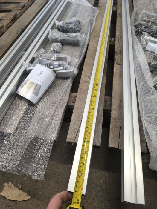 System do montażu paneli fotowoltaicznych solarów szyny fotowoltaika