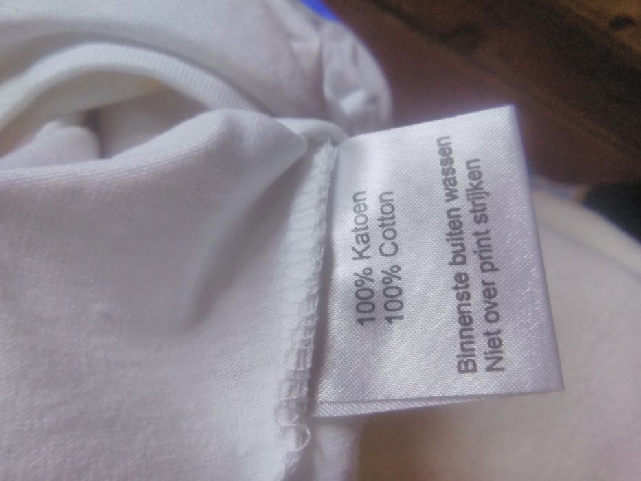 T-shirt damski bialy