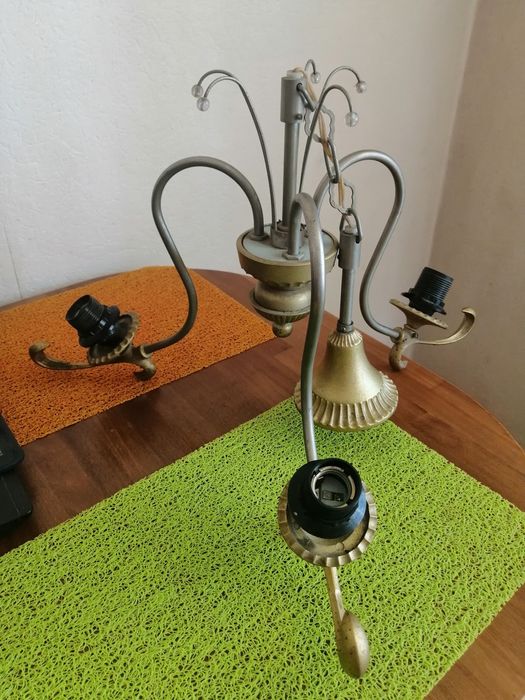 Продам вінтажну люстру на 3 ріжки