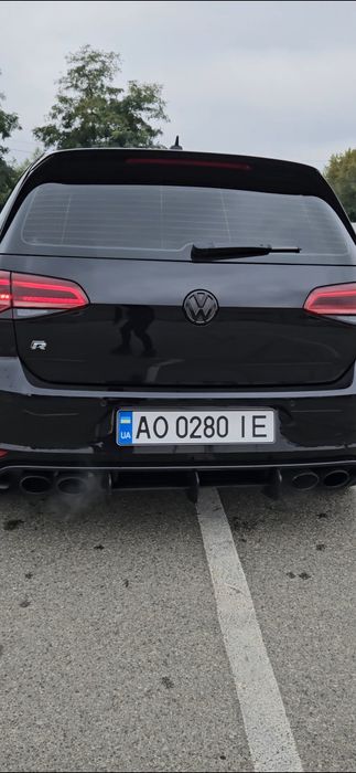 Golf R 2016 год 385 л.с