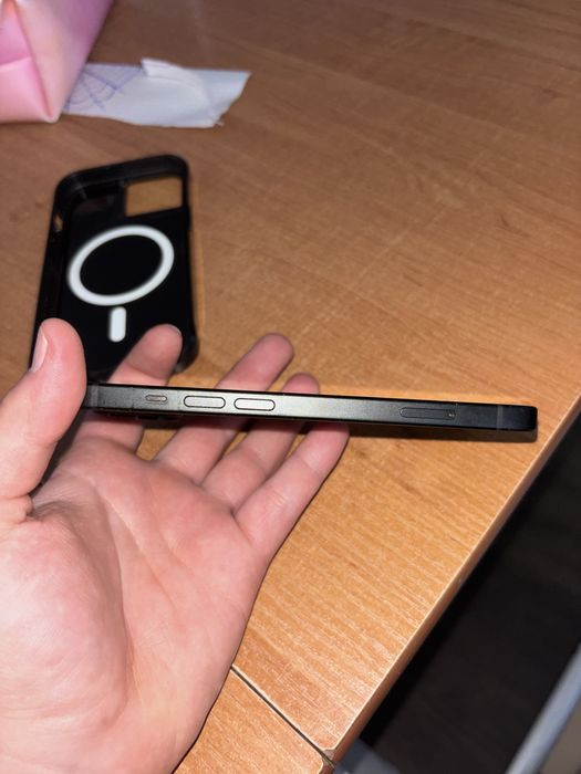 Sprzedam IPhone 15