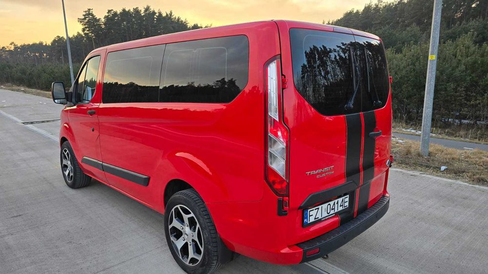 Ford Transit Custom L1H1 9osobowy 175km