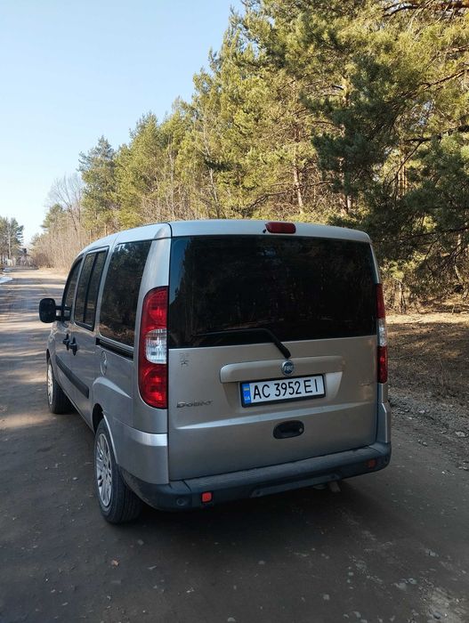 продам автомобіль фіат добло 2006р
