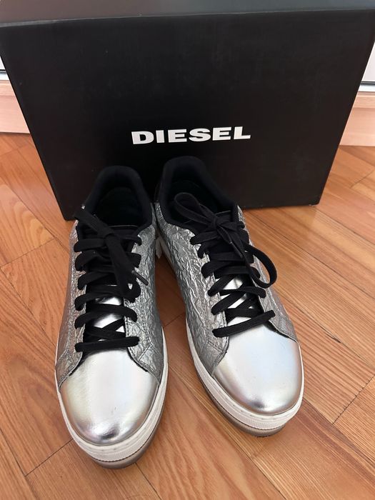 Кроссовки  женские Diesel из натуральной кожи