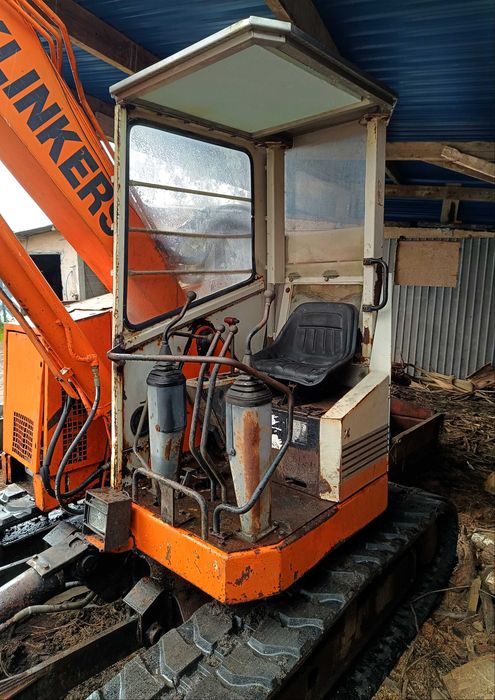 Giratória Hitachi EX50UR