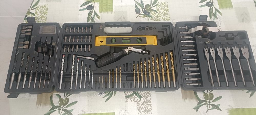 Mala com ferramentas