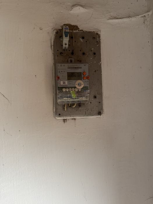 Продам гараж в центрі під легковий автомобіль