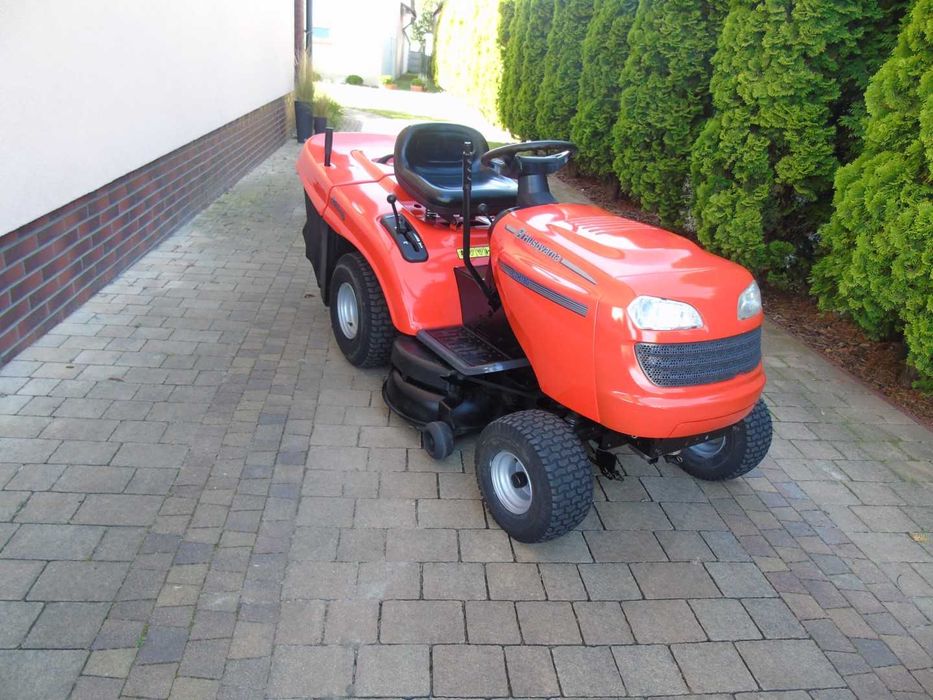 Traktorek kosiarka HUSQVARNA CTH 180 17,5 KM kosz automat PO SERWISIE