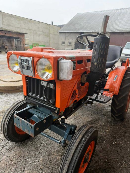 Traktorek kubota ogrodniczy