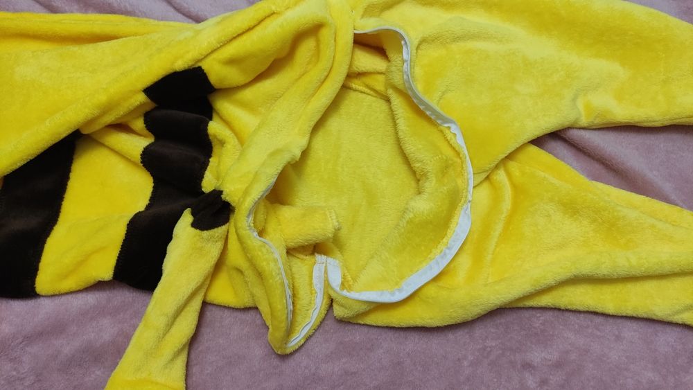 Piżama kigurumi Pikachu