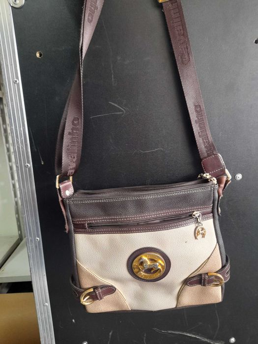 Mala tira cola cavalinho