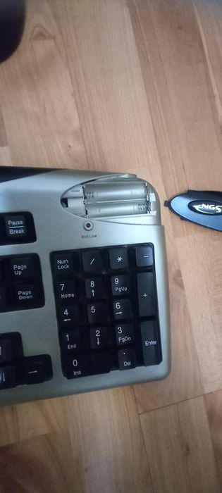 Teclado NGS + rato kit optical