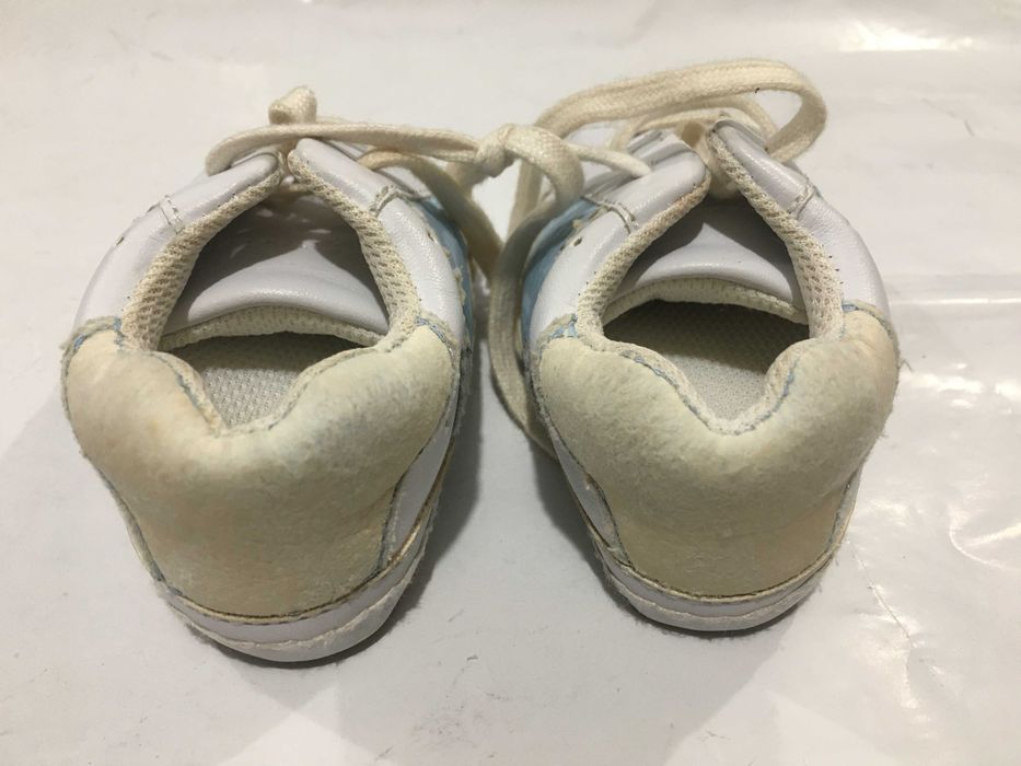 Дитяче взуття для немовлят зимове та весна-літо