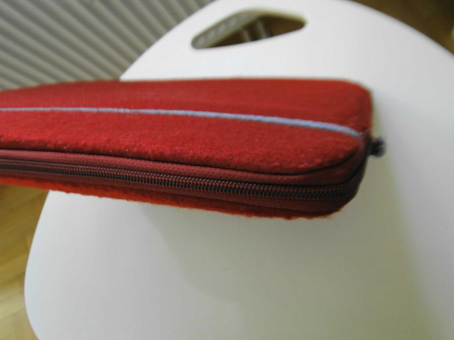 Solidne ETUI na laptopa od 15 do 17 cali grube z Tchibo