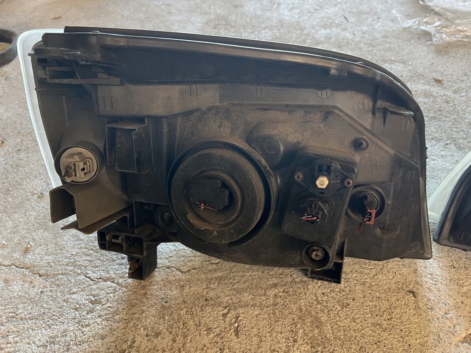 Передні фари Nissan X Trail 2001-2007.  T30 Ніссан Іх стреіл