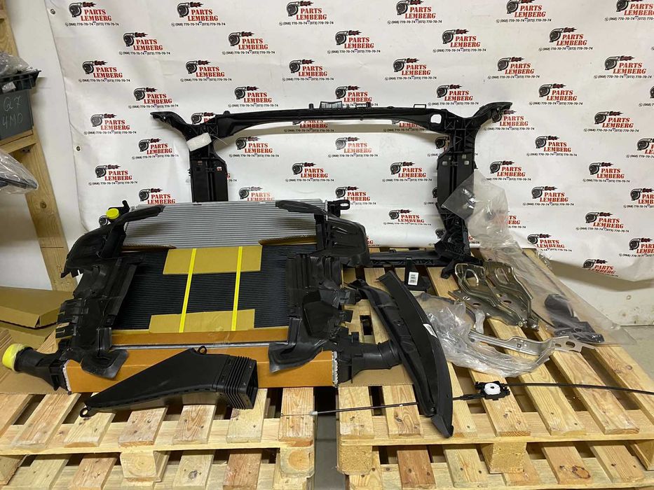 audi A6 C8 а6 с8 Радиатор радіатор телевизор телевізор петля