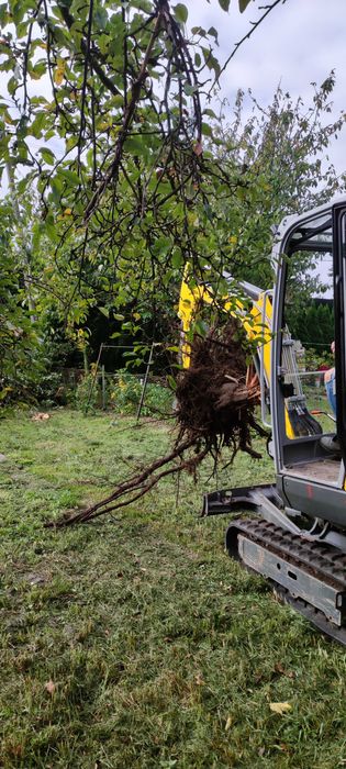 minikoparka wykopy korytowanie fundamenty koparka młot hydrauliczny