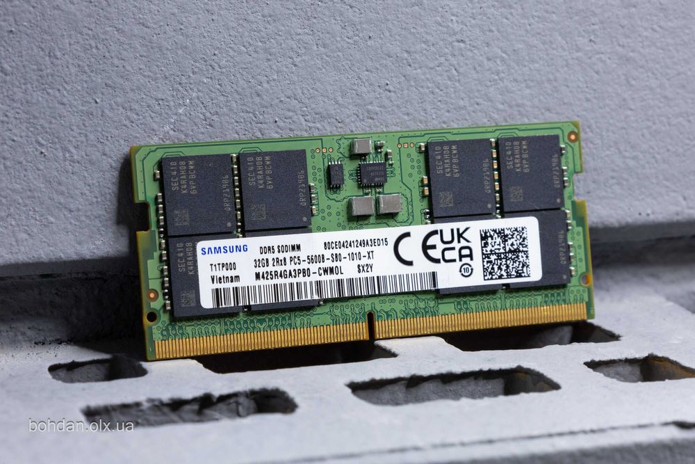 32GB DDR5 5600 MHz SO-DIMM Samsung M425R4GA3PB0-CWMOL / CWMOD