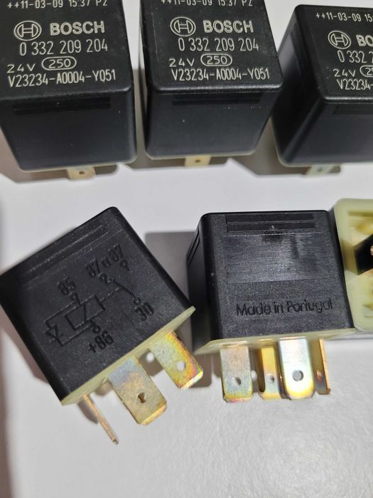 Реле BOSCH 0 332 209 204