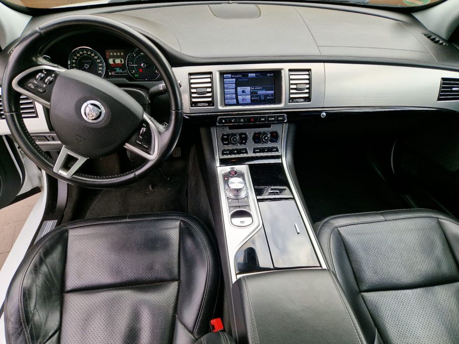 Jaguar XF 250 S 2012