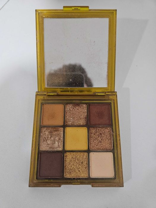 Paleta Huda Beauty Toffee Brown — Usada, em bom estado