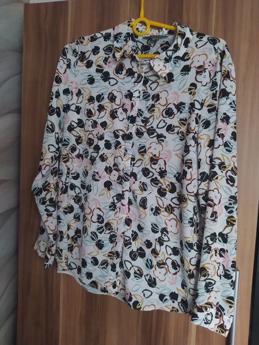 Koszula w kwiaty z długim rękawem Primark szyfonowa jak nowa