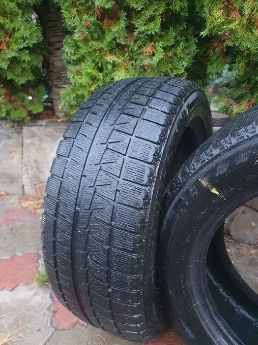 продам шины зимние 205 55 16