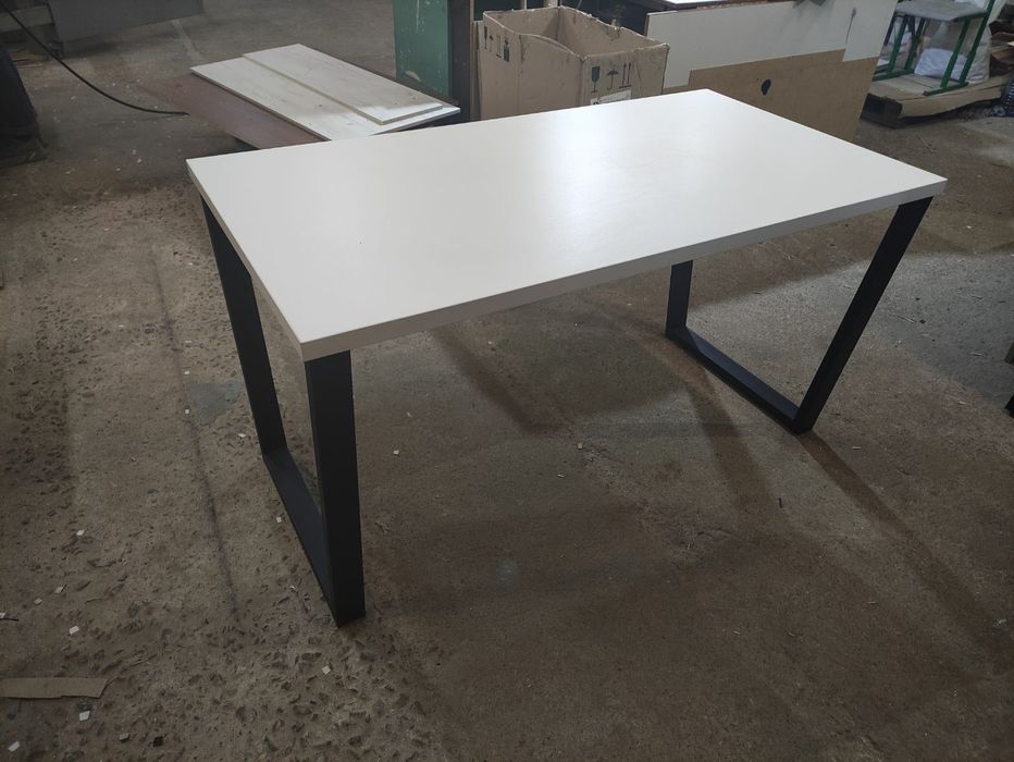 Стіл письмовий білий стиль LOFT 120*60