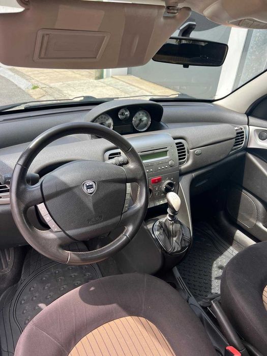 Lancia Ypsilon 1.2 Gasolina - 2007