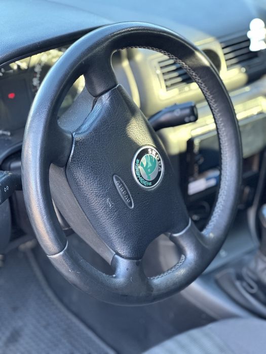 Продам октавію тур 2007 1.6 бензин