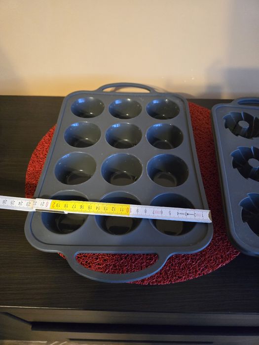 Pojemniki silikonowe do pieczenia