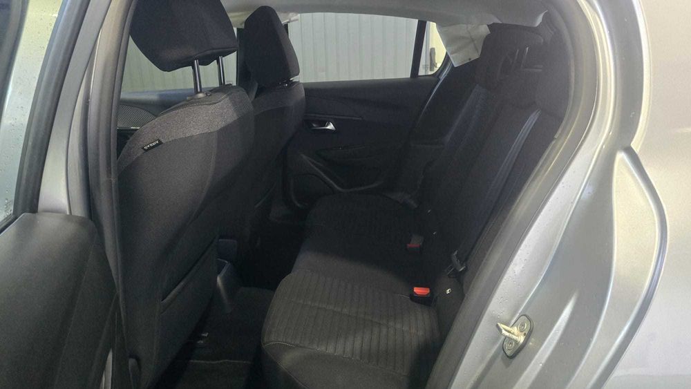 Peugeot 208  Active -  Salvado