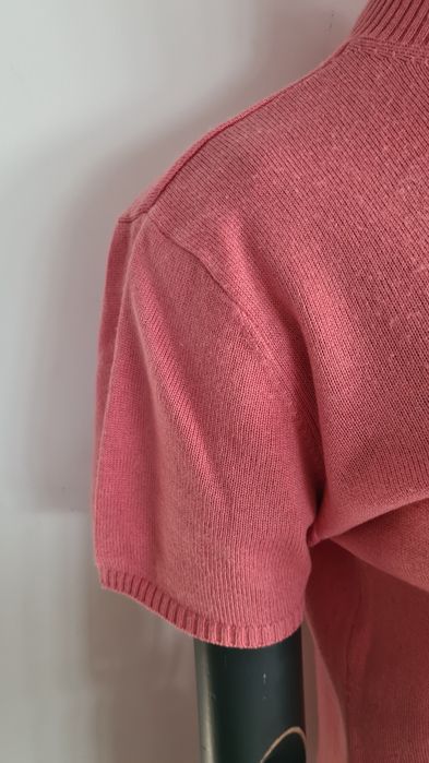 Golf pod marynarkę, krótki rękaw. 15% Kaszmir i 85% Jedwab. Rozmiar L