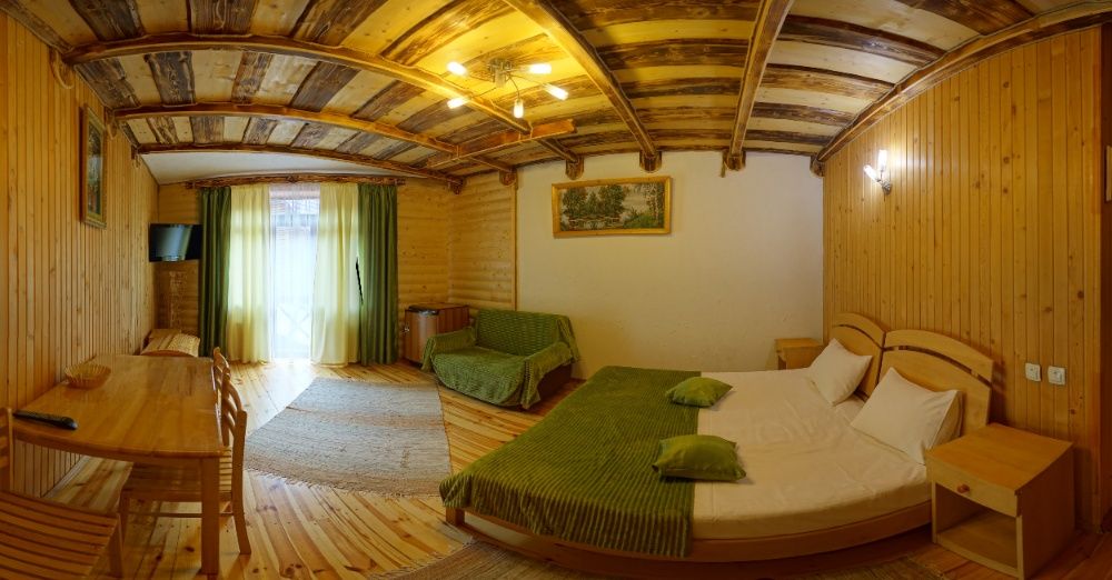 Готель в Карпатах зі сніданками/ Зняти житло подобово Буковель