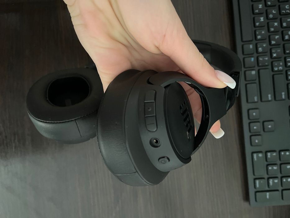 Навушники JBL TUNE 720 BT (Black)