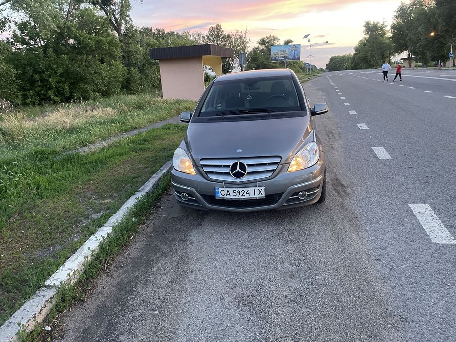 Мерседес В 180 дізель