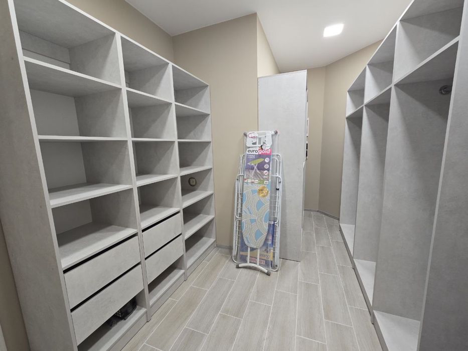 Ексклюзивна Новобудова з Євроремонтом - Проспект Незалежності  - 125 м