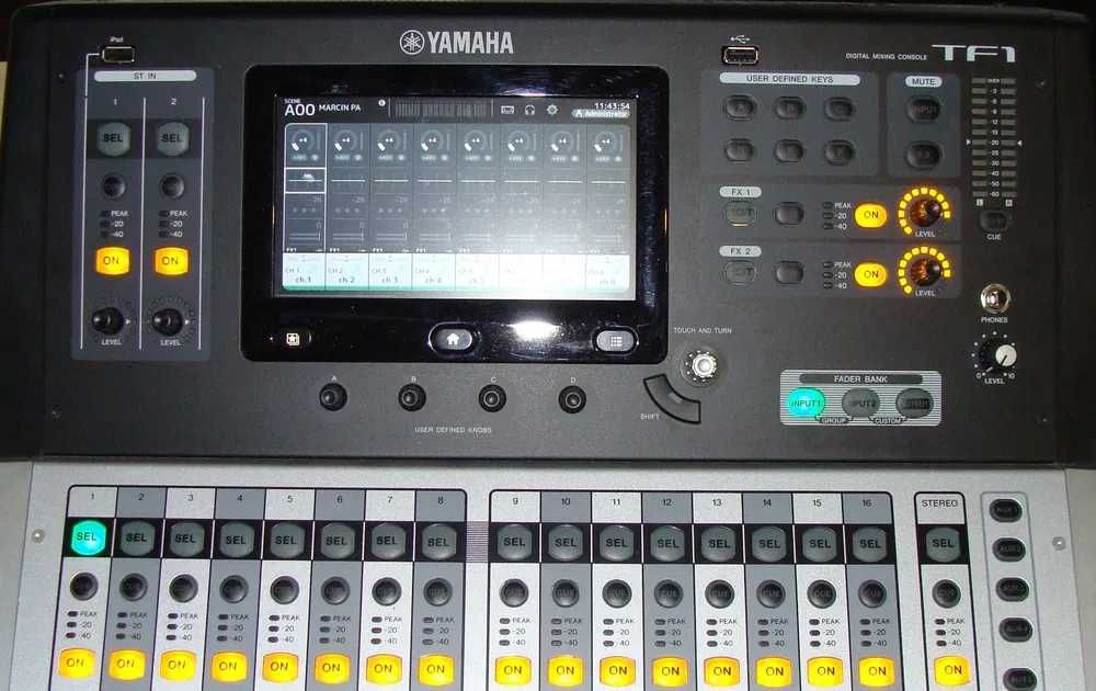 Mikser Cyfrowy Yamaha TF-1 + case