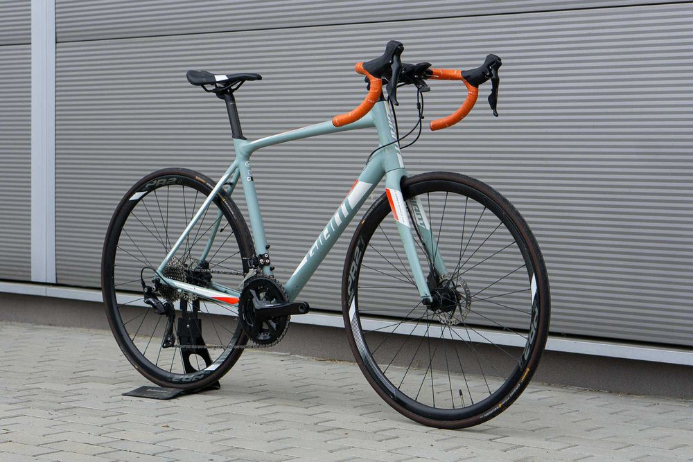 Rower Szosowy Giant Contend SL 1 Hydraulika Shimano 105 2x10 M/L