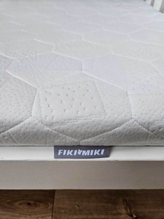 Łóżeczko dziecięce białe z materacem (w cenie) 140x70