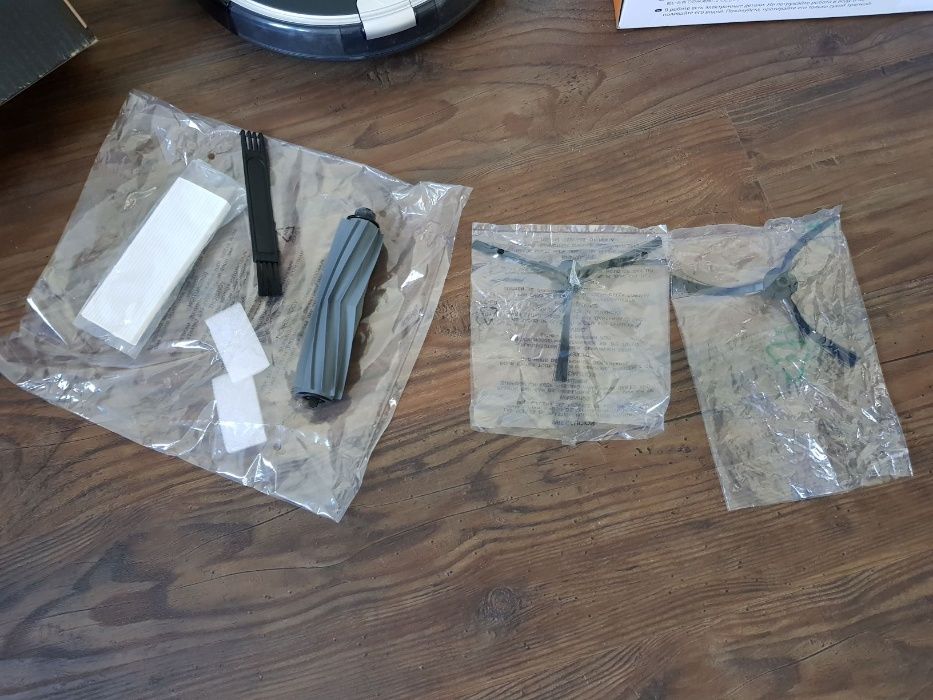 Robot Aspirador - iLife - pouco uso