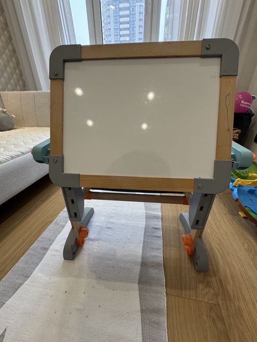 Набір для творчості Smoby стіл дитячий 3в1, парта-мольбертом розкладна