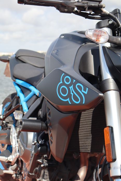 Mota Suzuki GSX 8S