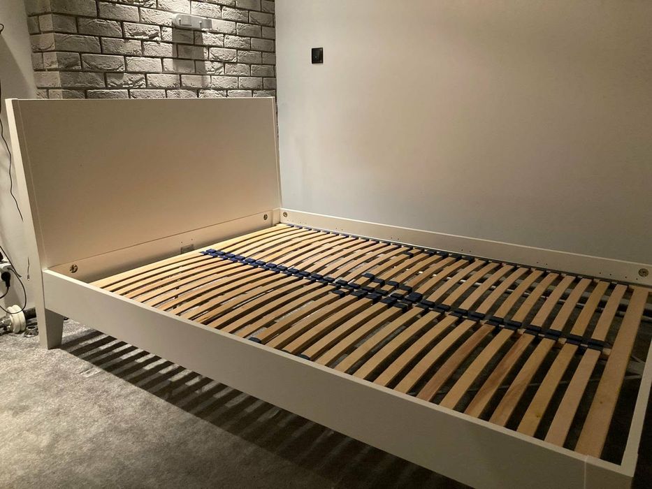 Łóżko białe 140x200