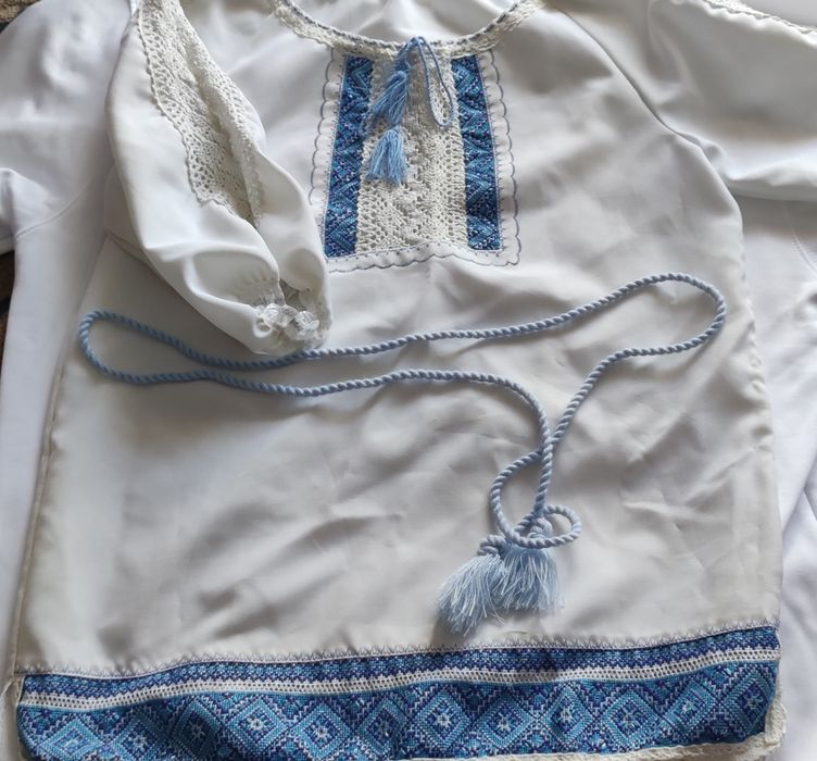 Вишита сорочка..
