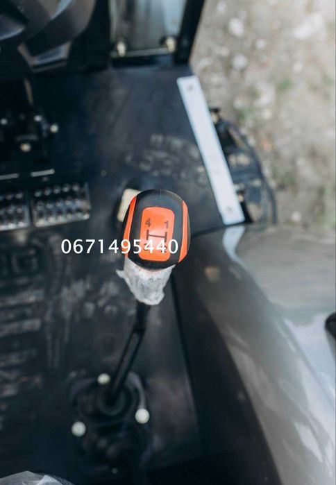 Трактор Скаут ТЕ-504 Рівна підлога + Гума Armour + 2 циліндра + Реверс